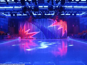 Studio B Oasis of the Seas Ice Show