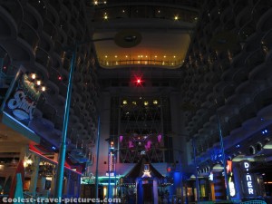 Oasis of the Seas boardwalk at the night